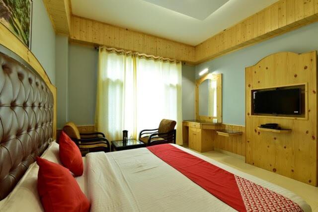 Hotel Bodh International Manāli Exterior foto